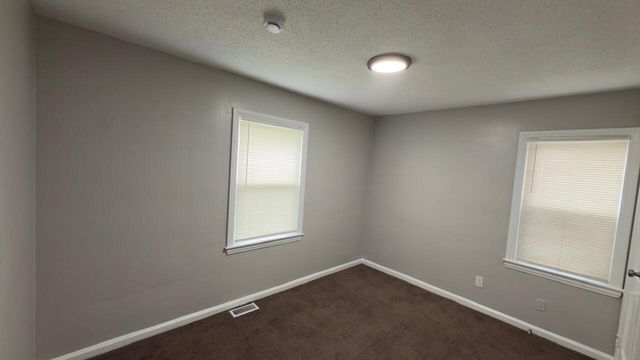 9080 Stahelin Avenue, Detroit, MI 48228