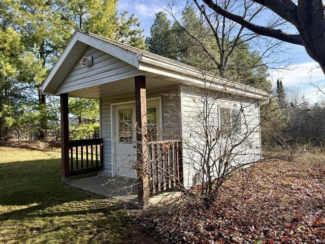 546 Herford DRIVE, Wales, WI 53183