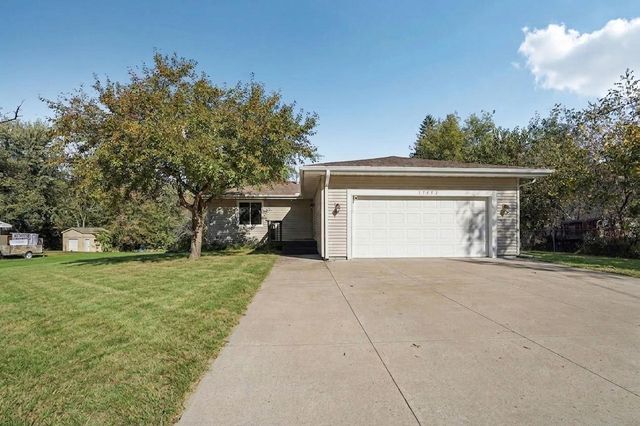 17452 Hiawatha Beach Drive NE, Ham Lake, MN 55304