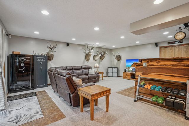 17452 Hiawatha Beach Drive NE, Ham Lake, MN 55304
