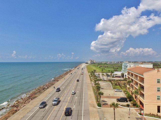 9520 Seawall Boulevard 225, Galveston, TX 77554
