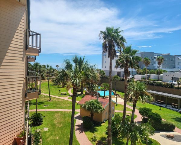 9520 Seawall Boulevard 225, Galveston, TX 77554