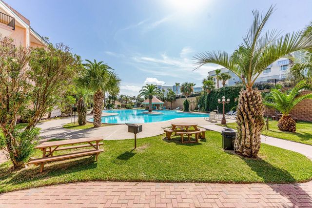 9520 Seawall Boulevard 225, Galveston, TX 77554