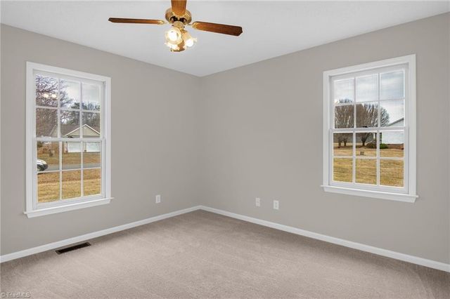 2902 Spencers Way, Browns Summit, NC 27214