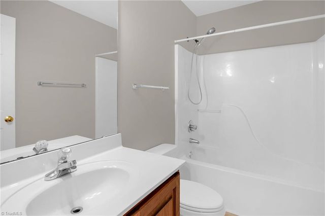 2902 Spencers Way, Browns Summit, NC 27214