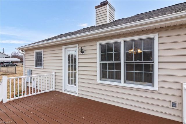 2902 Spencers Way, Browns Summit, NC 27214