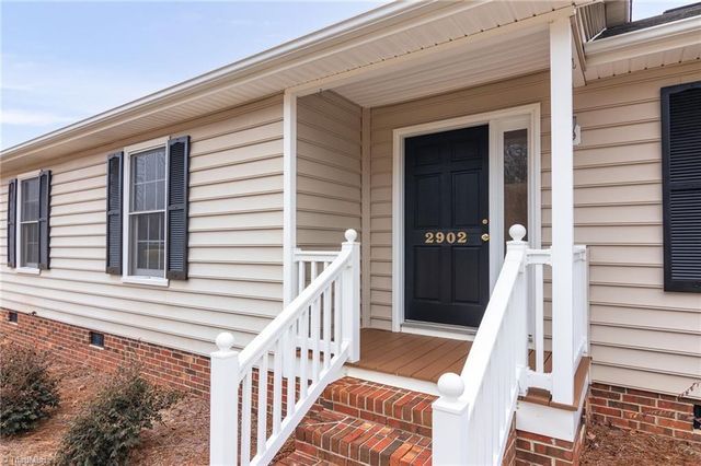 2902 Spencers Way, Browns Summit, NC 27214