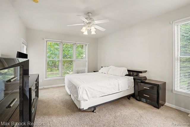 9843 Oak Valley Drive, Clarkston, MI 48348
