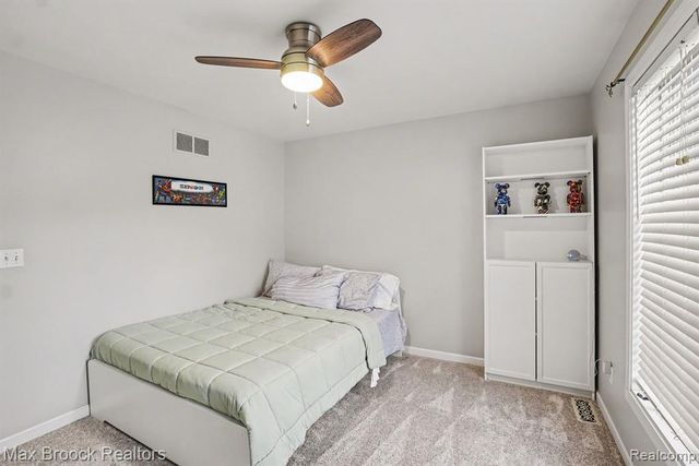 9843 Oak Valley Drive, Clarkston, MI 48348