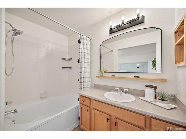 7323 Willowdale Dr, Fountain, CO 80817