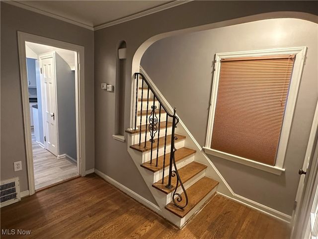 3745 Northwood Road, University Heights, OH 44118