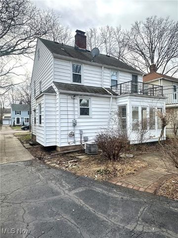 3745 Northwood Road, University Heights, OH 44118