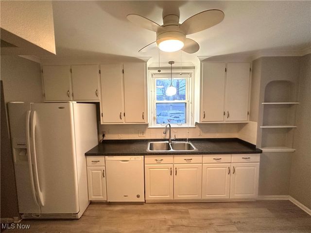 3745 Northwood Road, University Heights, OH 44118