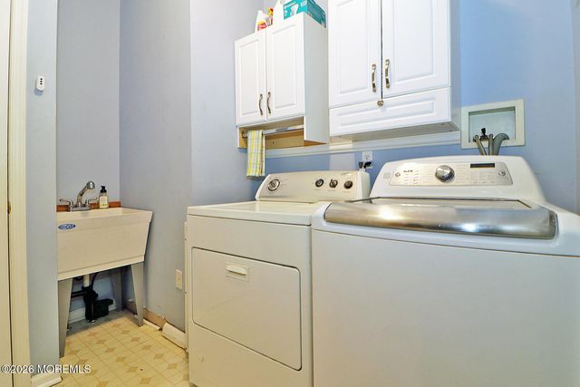 12 Solomans Drive, Barnegat, NJ 08005