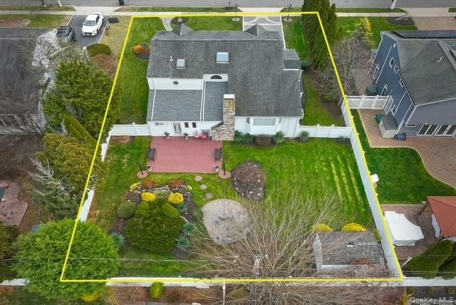 8 Brookstan Road, Nesconset, NY 11767