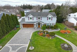 8 Brookstan Road, Nesconset, NY 11767