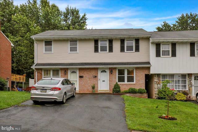 663 N LIME ST, Elizabethtown, PA 17022
