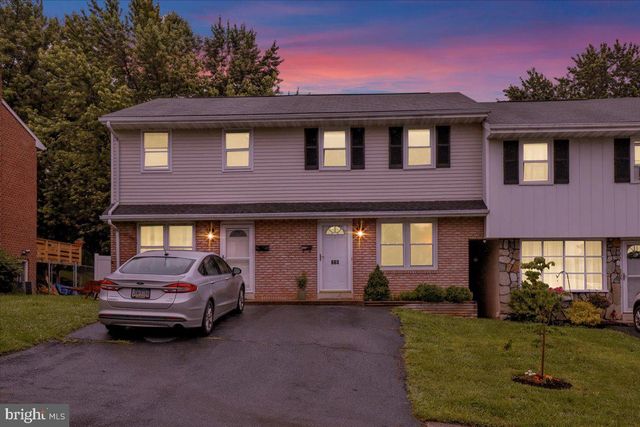 663 N LIME ST, Elizabethtown, PA 17022