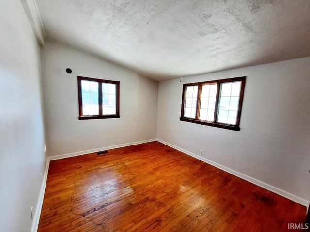 3700 Fleetwood Drive, Muncie, IN 47302