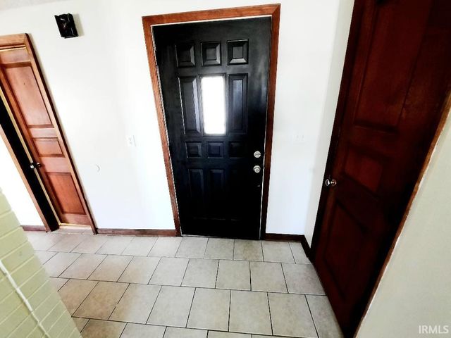 3700 Fleetwood Drive, Muncie, IN 47302