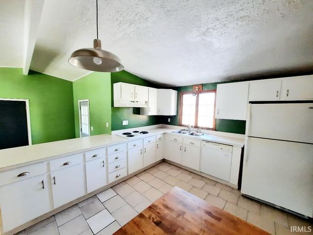 3700 Fleetwood Drive, Muncie, IN 47302