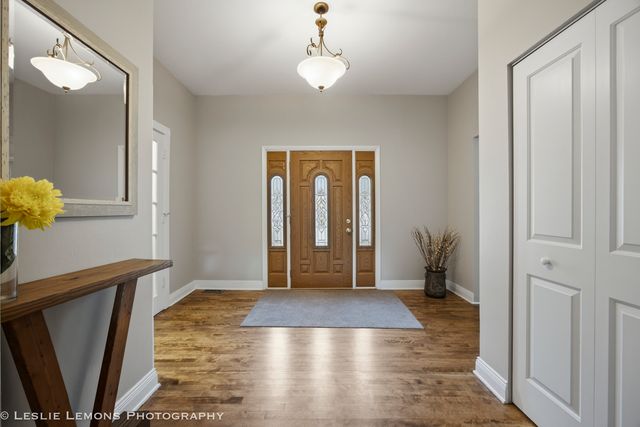 6020 TYLER Drive, Woodridge, IL 60517