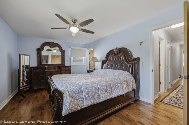 6020 TYLER Drive, Woodridge, IL 60517