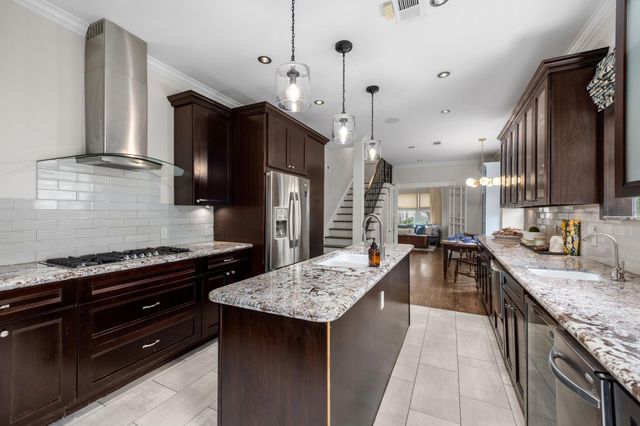 529 Highland Street, Houston, TX 77009