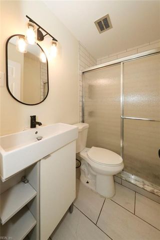 317 Beechmont DR, Newport News, VA 23608