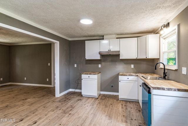 275 Wooded Heights, Greeneville, TN 37743