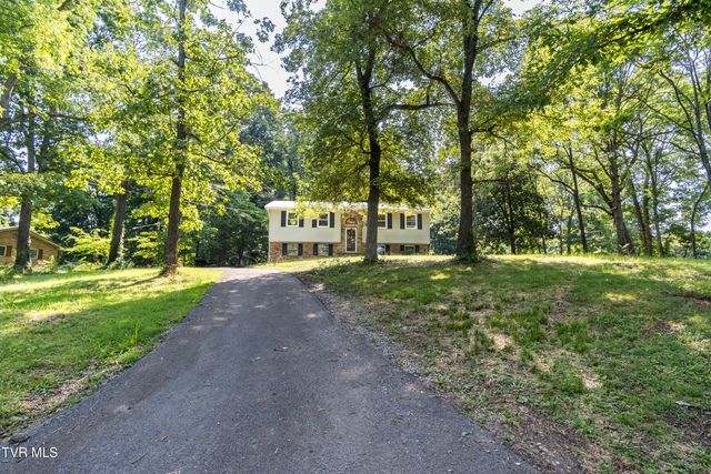 275 Wooded Heights, Greeneville, TN 37743