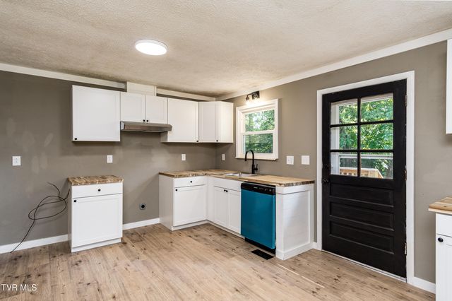 275 Wooded Heights, Greeneville, TN 37743