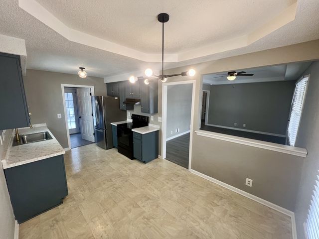 763 Needmore Rd, Clarksville, TN 37040