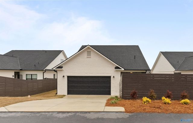 2108 Kanteen Street, Huntsville, AL 35811