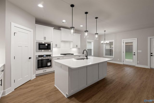 2108 Kanteen Street, Huntsville, AL 35811