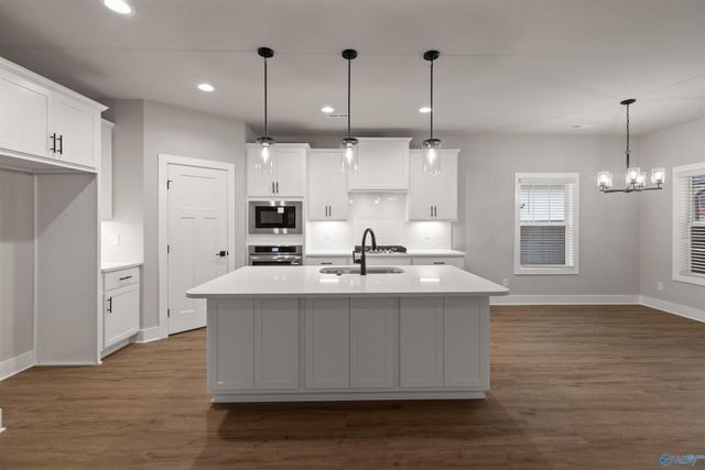 2108 Kanteen Street, Huntsville, AL 35811