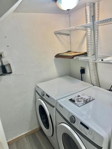 1300 W 53rd Street 18, Hialeah, FL 33012