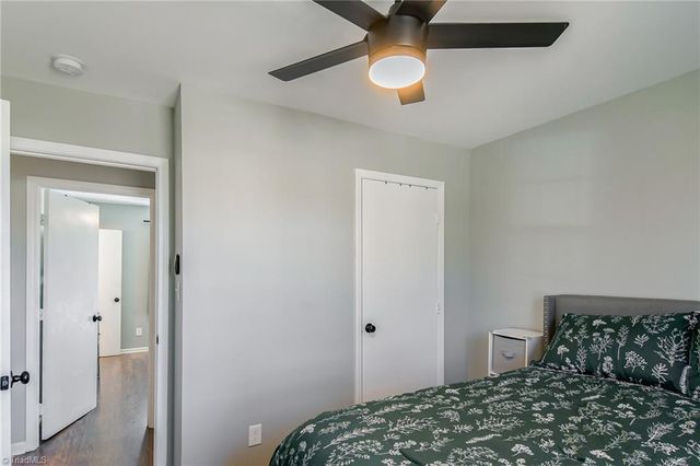 900 Beaumont Avenue, Greensboro, NC 27401