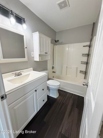 6215 Terry Rd, Louisville, KY 40258