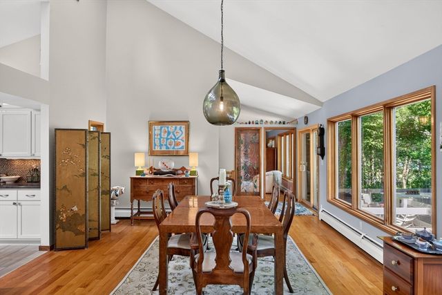 14 Ellen Rd, Bourne, MA 02559