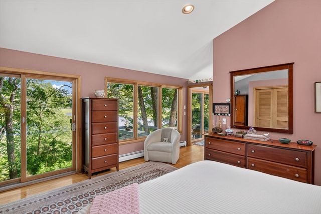 14 Ellen Rd, Bourne, MA 02559