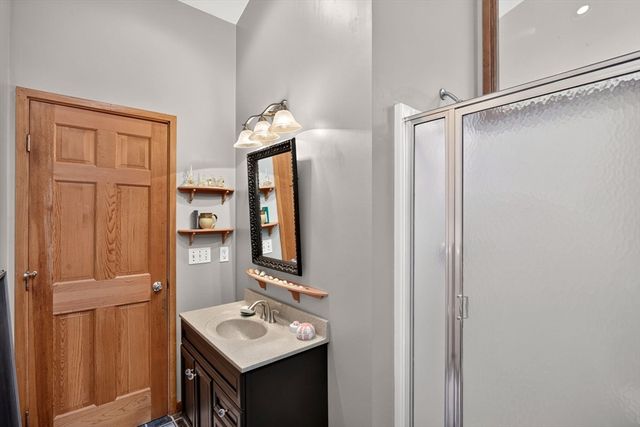 14 Ellen Rd, Bourne, MA 02559