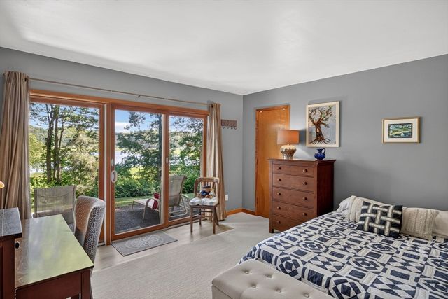 14 Ellen Rd, Bourne, MA 02559