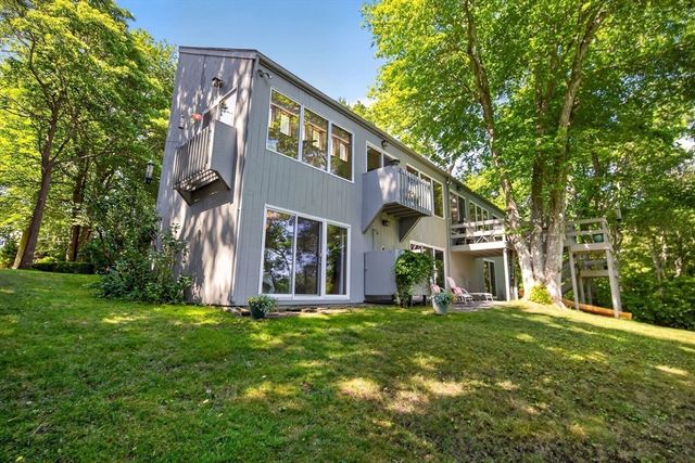14 Ellen Rd, Bourne, MA 02559