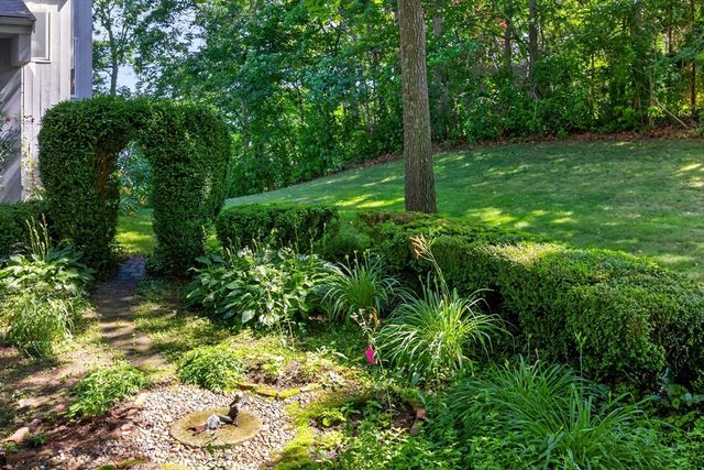 14 Ellen Rd, Bourne, MA 02559