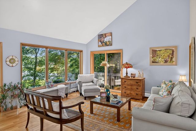 14 Ellen Rd, Bourne, MA 02559