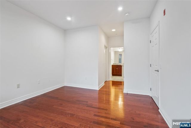 7400 River Road 317, North Bergen, NJ 07047