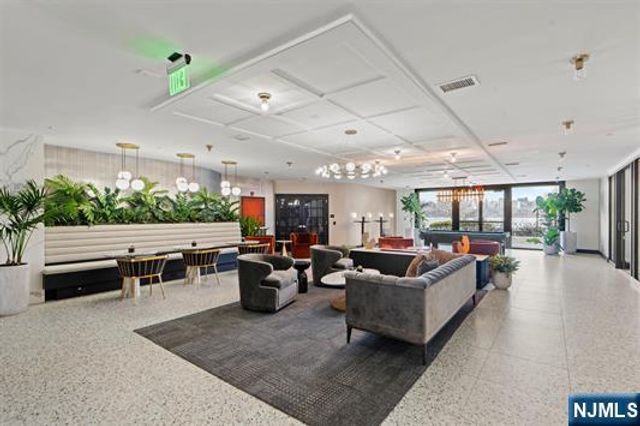 7400 River Road 317, North Bergen, NJ 07047