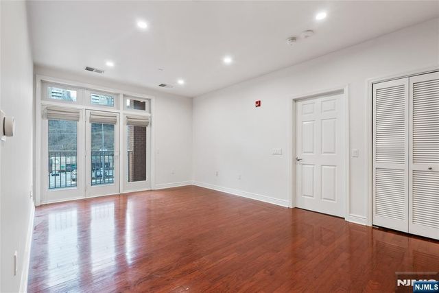 7400 River Road 317, North Bergen, NJ 07047