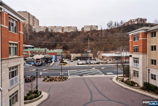 7400 River Road 317, North Bergen, NJ 07047